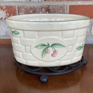 Garden Party (Garden Impressions)
by PFALTZGRAFF Oval bowl/planter